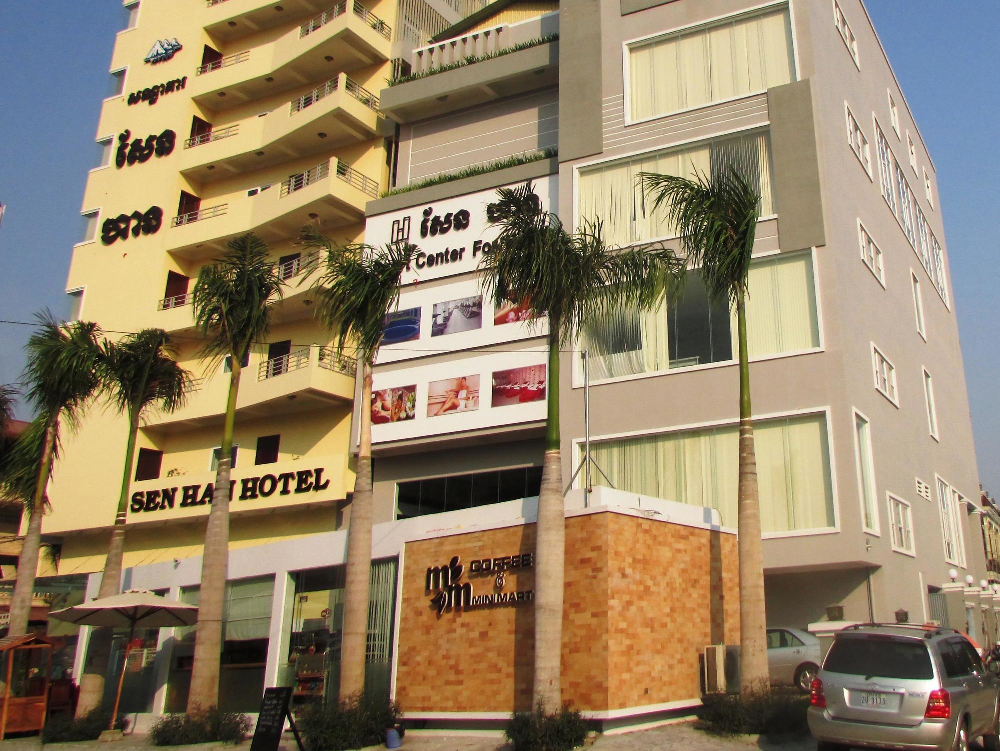 Sen Han Hotel Phnom Penh Esterno foto