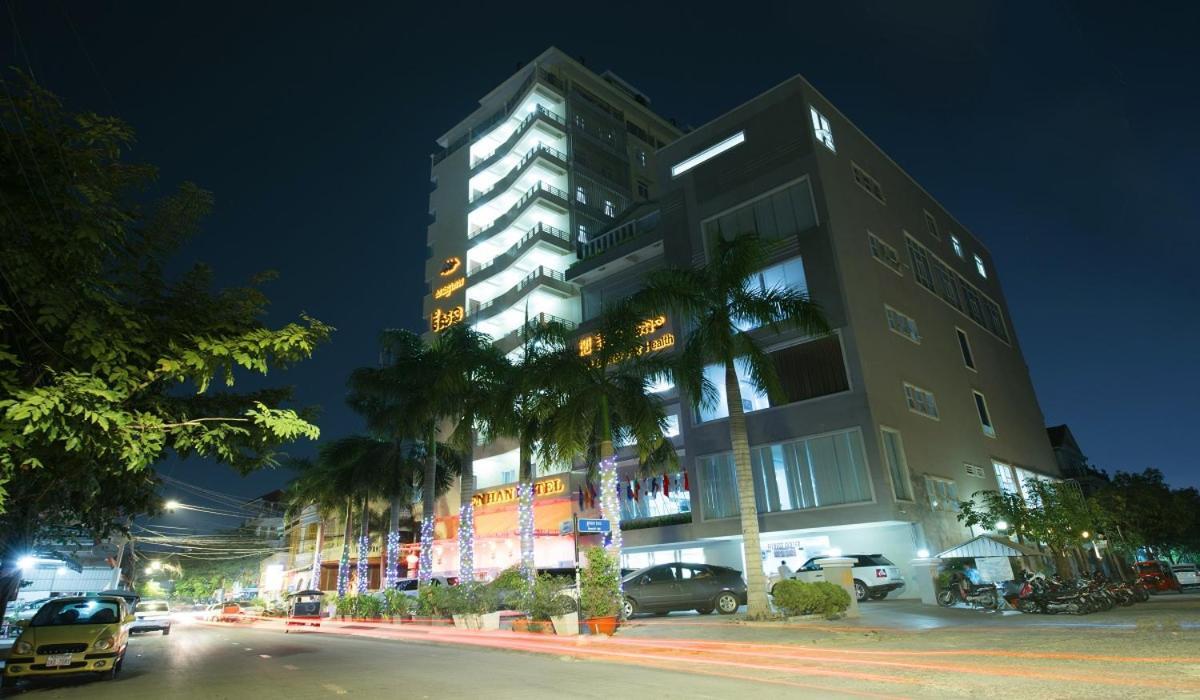 Sen Han Hotel Phnom Penh Esterno foto