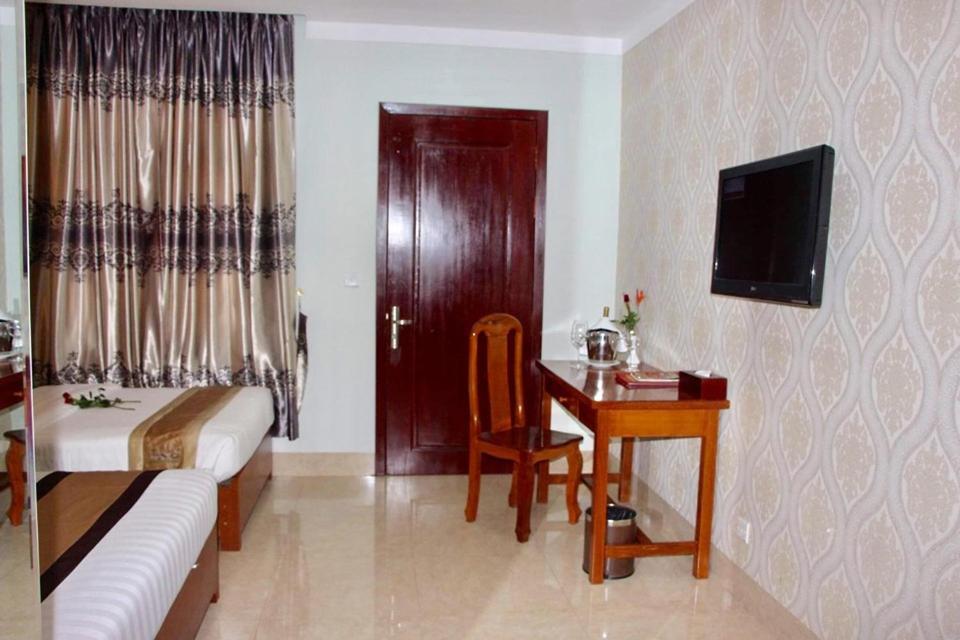 Sen Han Hotel Phnom Penh Esterno foto