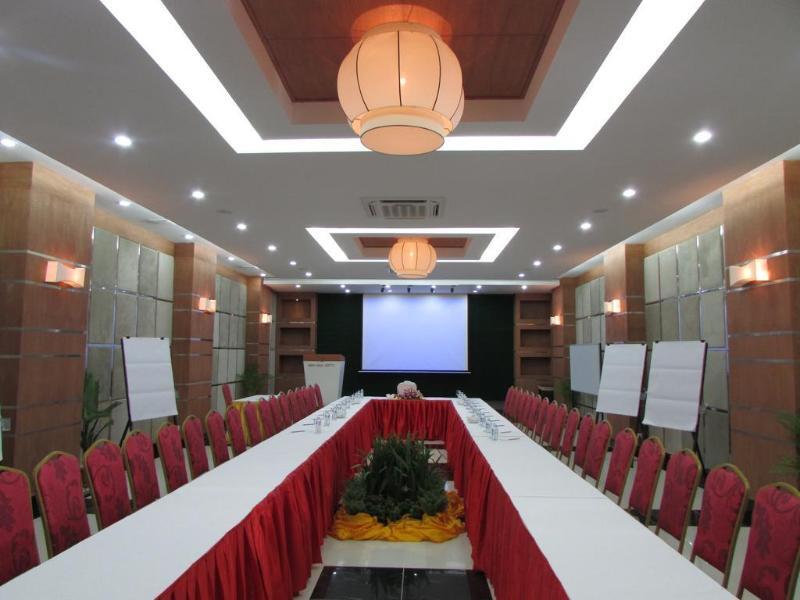 Sen Han Hotel Phnom Penh Esterno foto